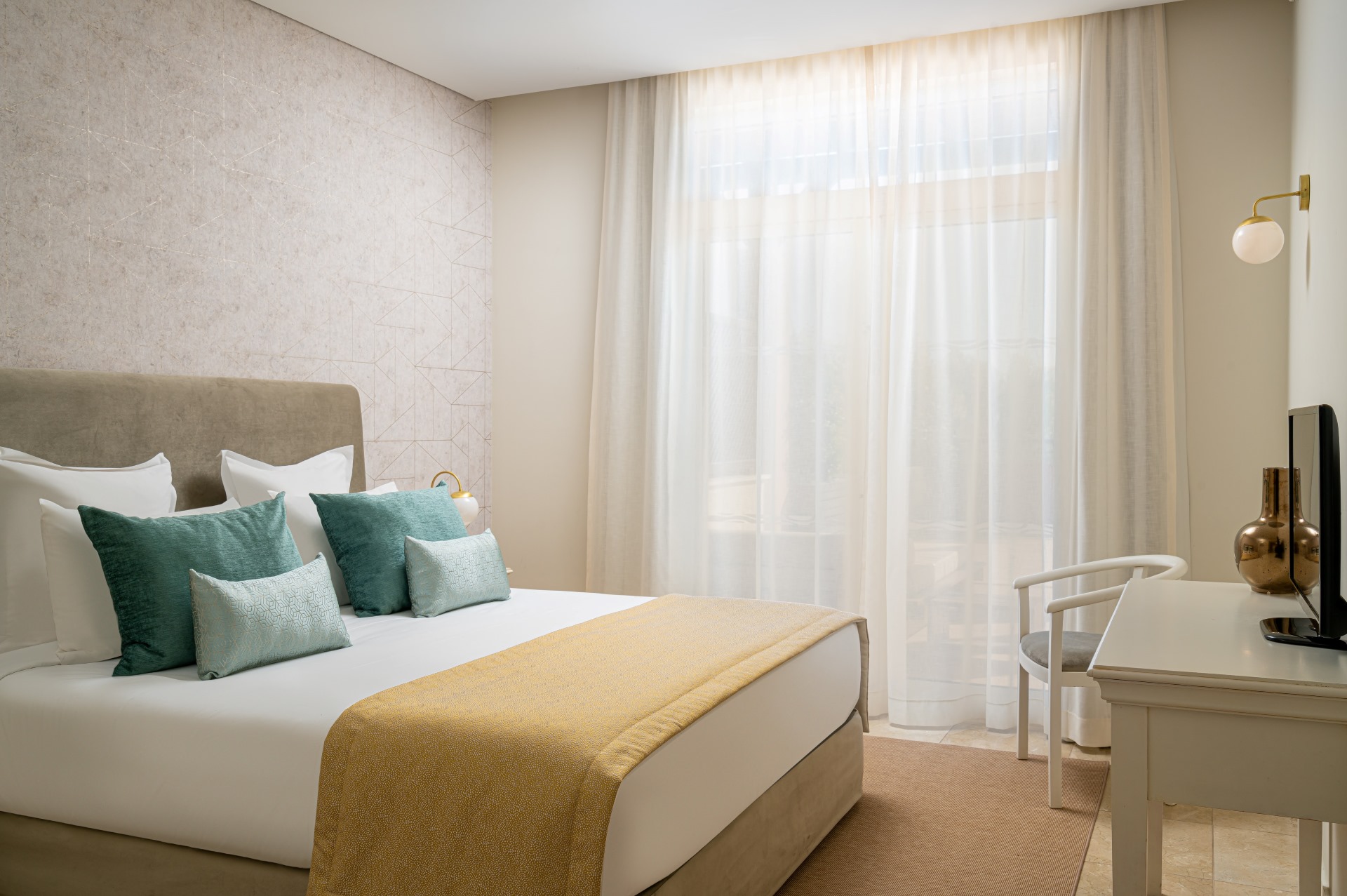 Msr lxsuite 1bedroom 1
