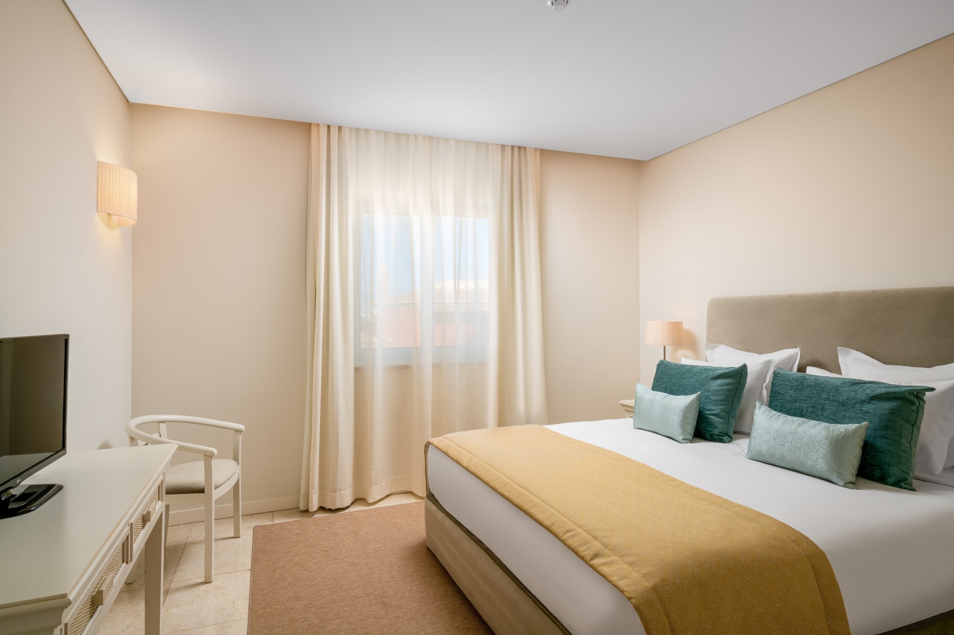 Msr t1suite bedroom